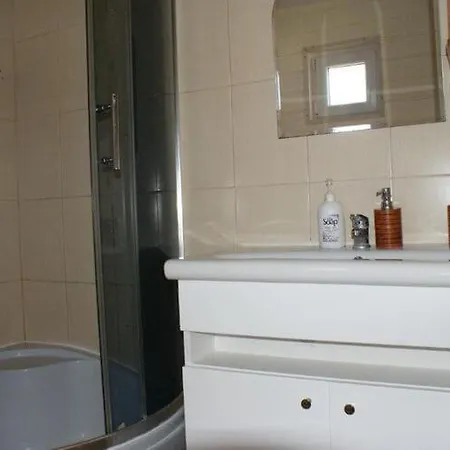 Two Storey For 4 People Jaros Awiec Hotel 3*